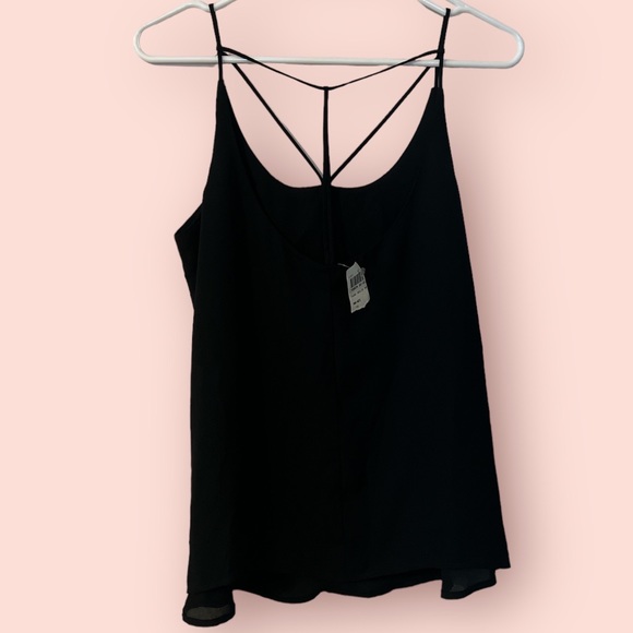 Active USA | NWT | Black Solid Flowy Open-Back Tank Top | Size Medium - Picture 4 of 15